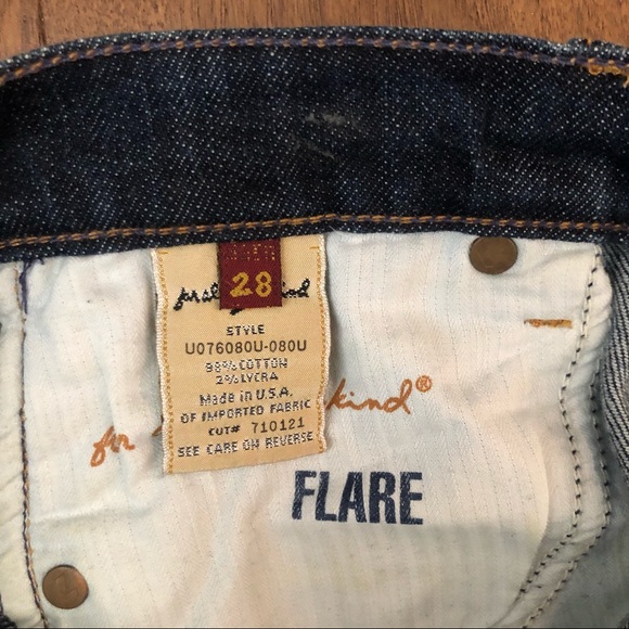 7 for all Mankind Distressed Flare Jeans, sz 28 - Picture 2 of 6